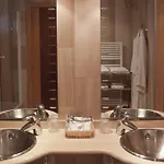 & Josep Winery Hotel Bot