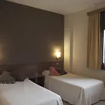 Ξενοδοχείο & Josep Winery 2*