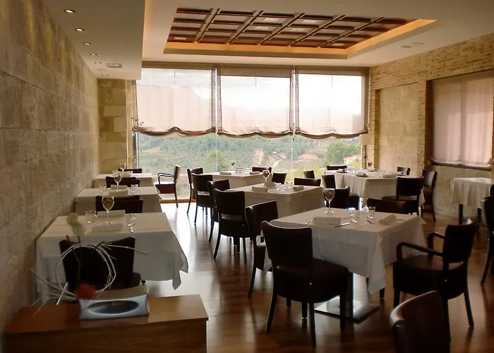& Josep Winery Hotel Bot